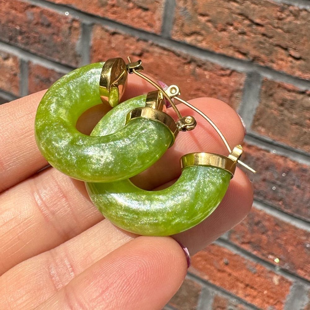 Green Portofino Diva 18K Gold Stainless Steel Hoop Earrings - Picture 4 of 17
